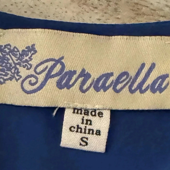 NWT Francesca’s Blue Sleeveless Top Blouse Layered Gold Back Button Small - Picture 6 of 7